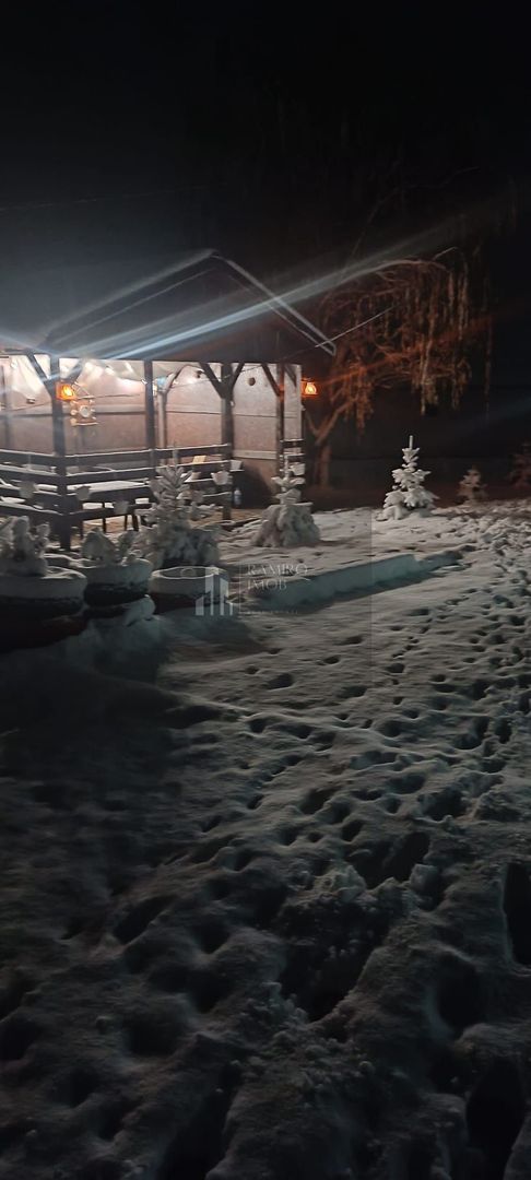 OCAZIE Casa P+M+ teren 700mp Adunatii-Copaceni - Poză 3