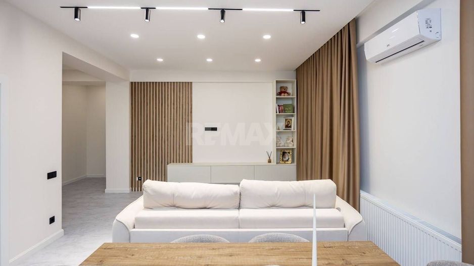 Penthouse de Lux cu Terasă și Priveliște Panoramică - Poză 4