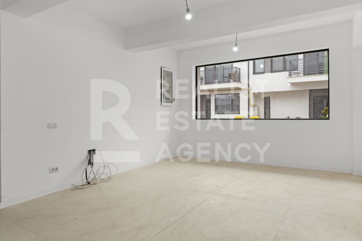 Casă nouă, spațioasă și elegantă, 7 camere, Lângă Pădurea Crețuleasca - Poză 29