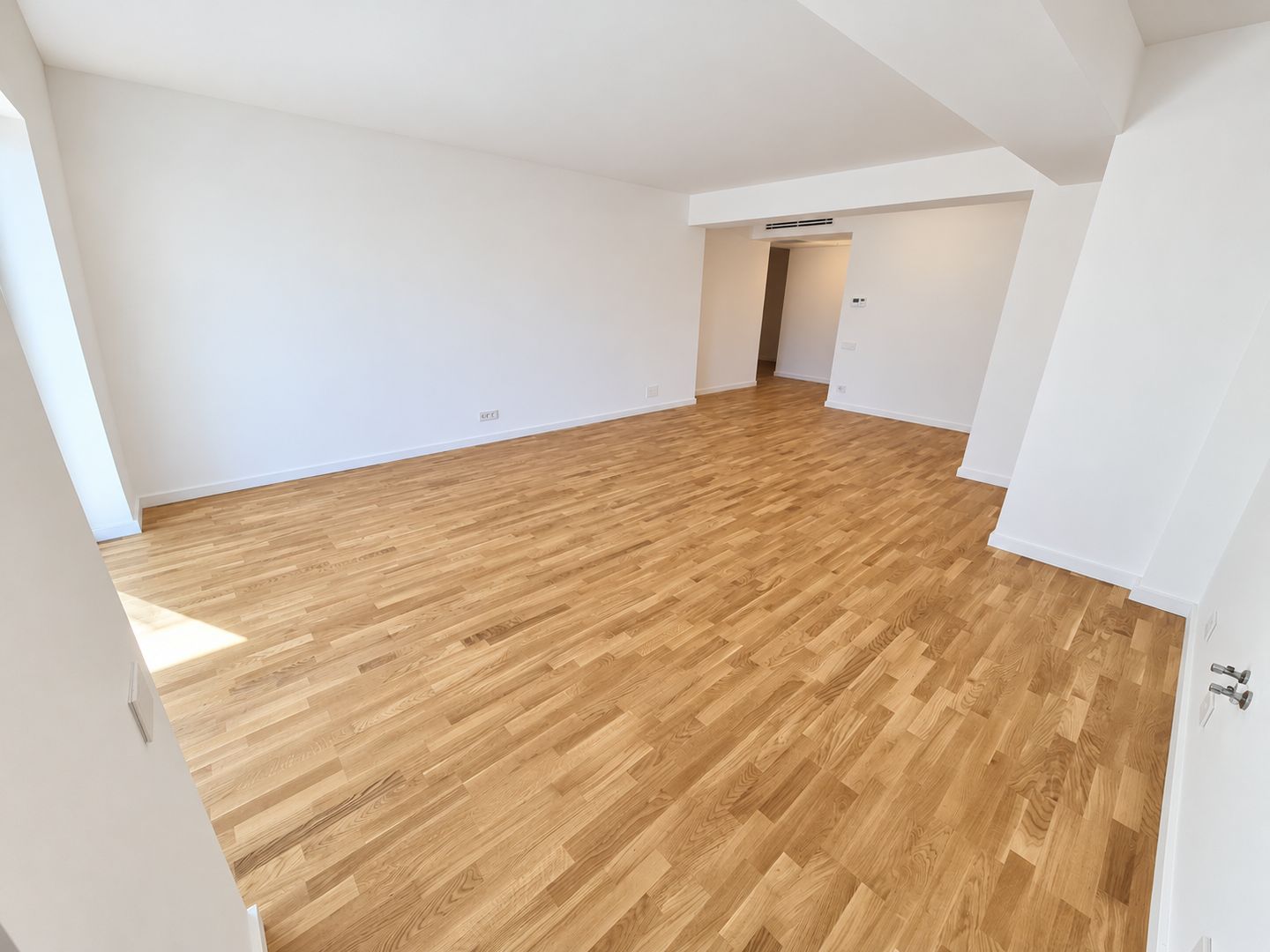 IANCU NICOLAE (Residence 5 Forest)- 3 camere, 3 bai, 2 parcari, LIBER! - Poză 7