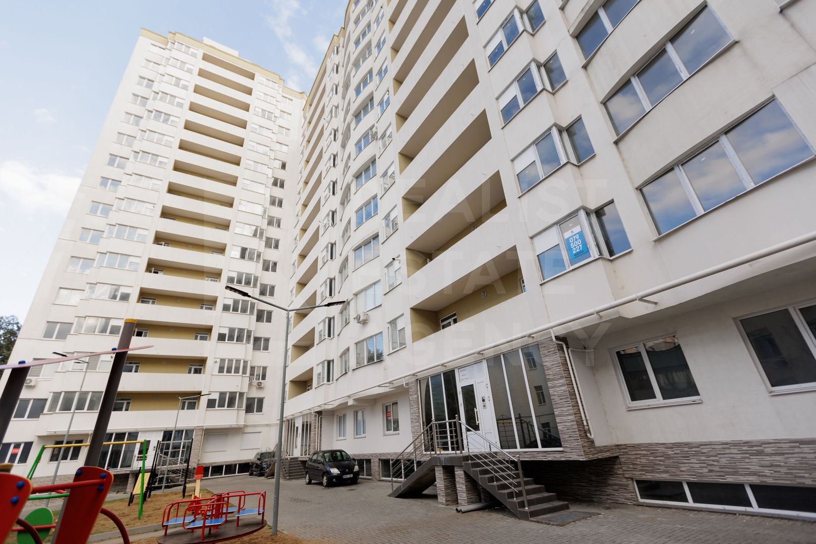 Vânzare, apartament, 2 camere, strada Băcioii Noi, Botanica - Poză 1