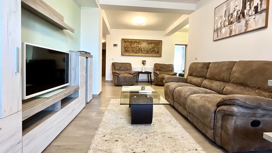Apartament cu 3 camere,  spațios si primitor, in Soarelui- Sud Plaza - Poză 3