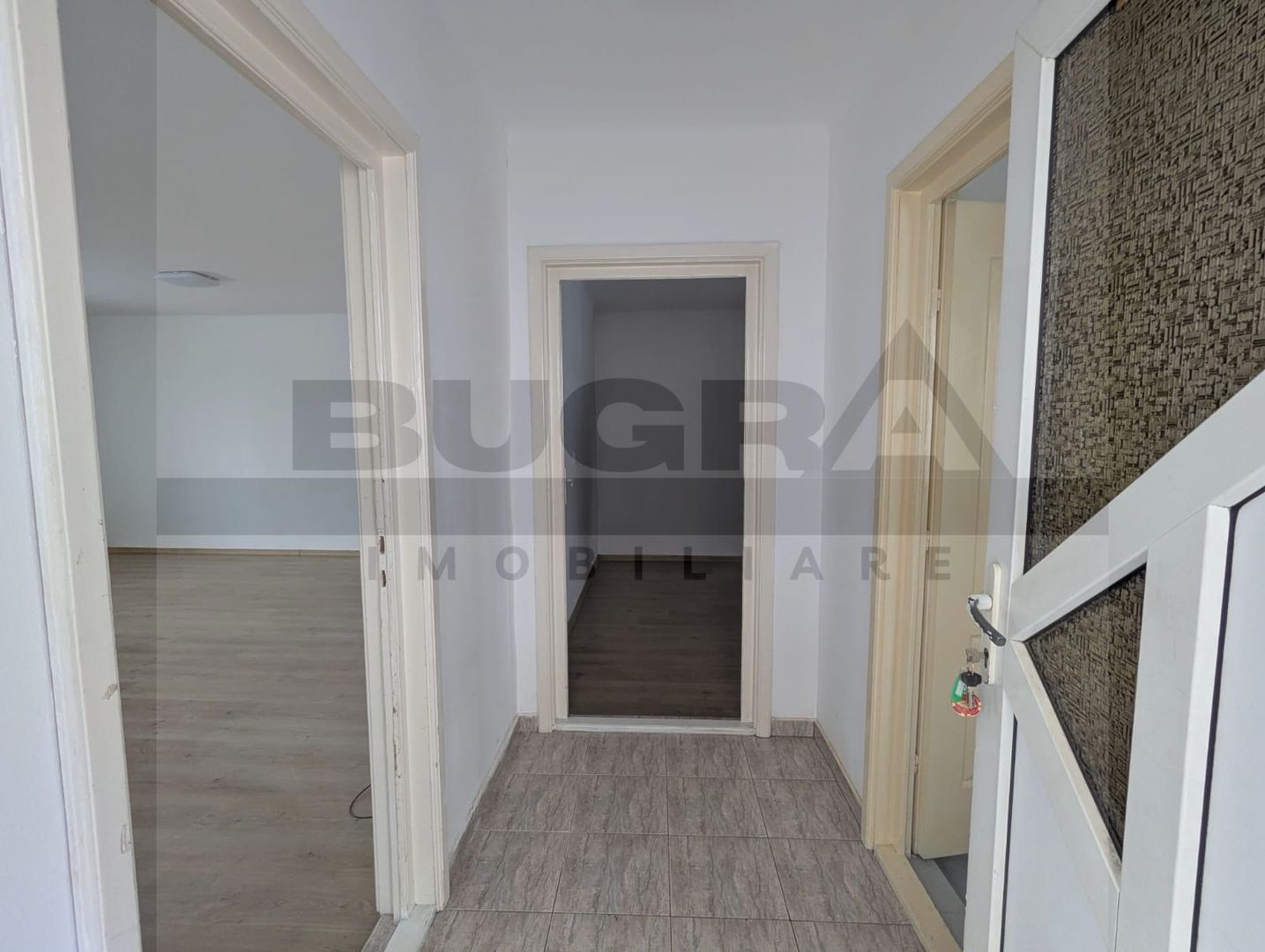 Spatiu de birouri de 70mp, curte proprie 450mp, parcare, Someseni - Poză 6
