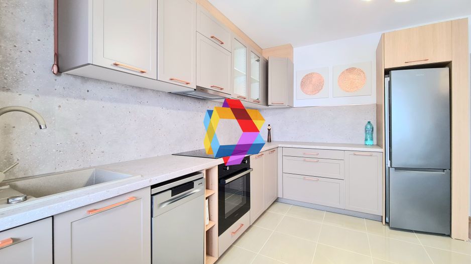 Apartament doua camere de vanzare - Sub Cetate - Sânpetru - Poză 9