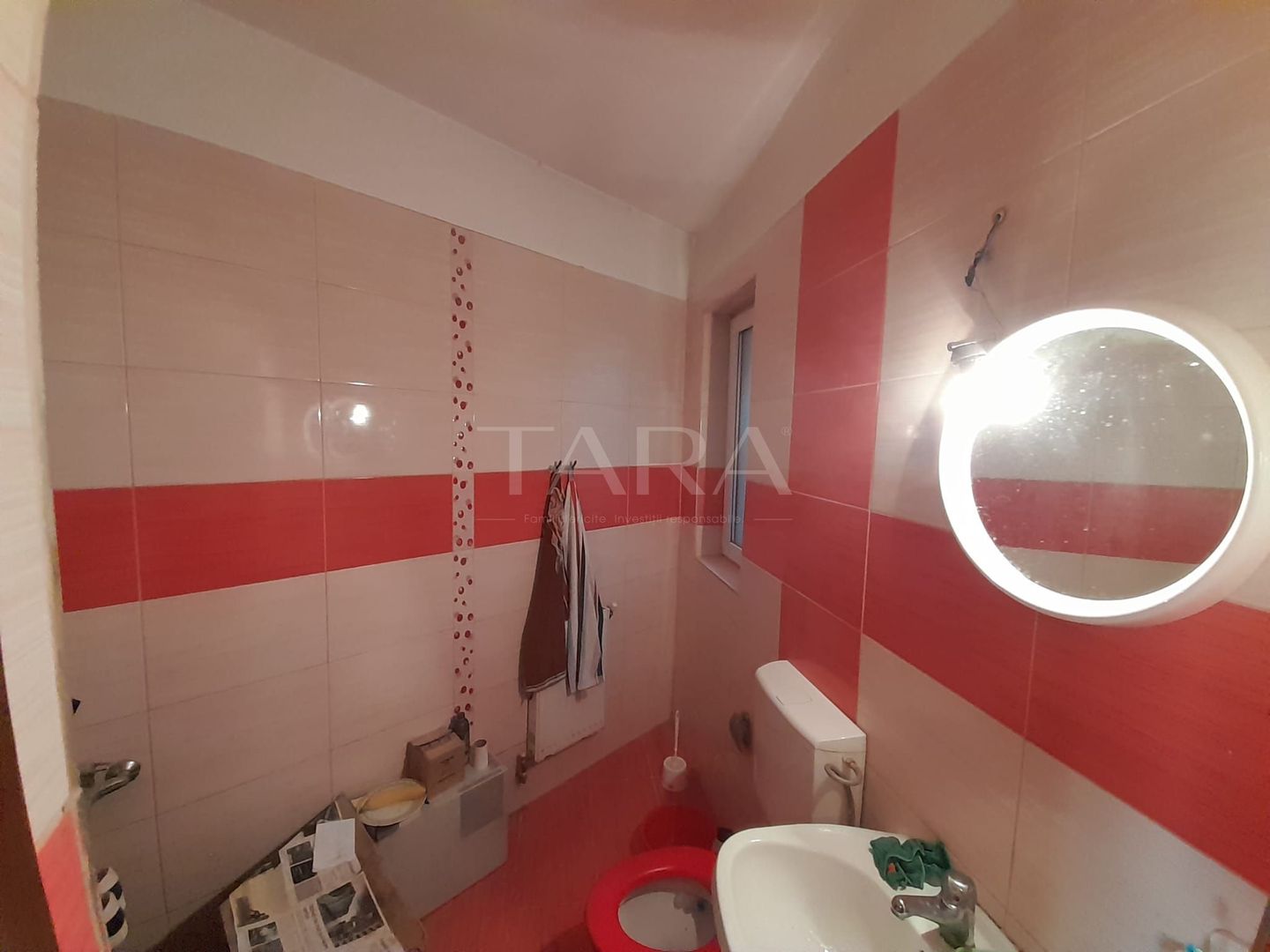 Apartament cu 3 camere în zonă centrală, compartimentat eficient. - Poză 5