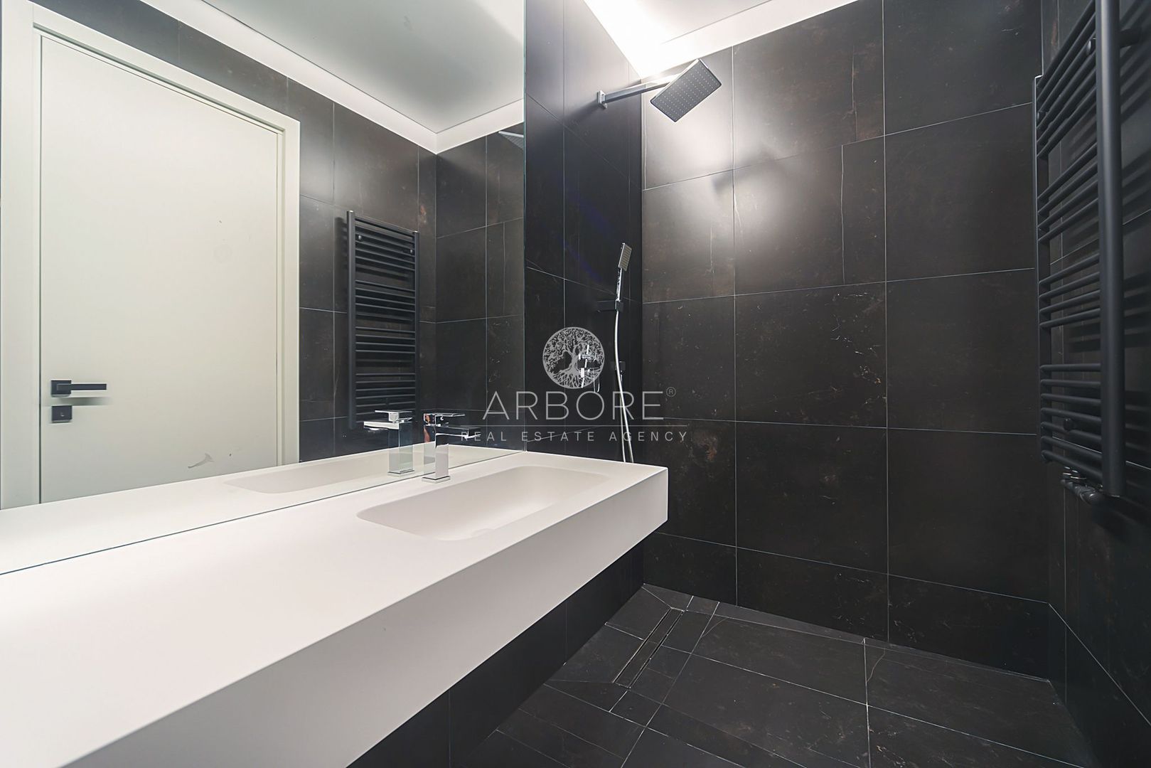 Apartament de Vânzare cu 3 Camere în Zona de Nord a Bucureștiului - Poză 23