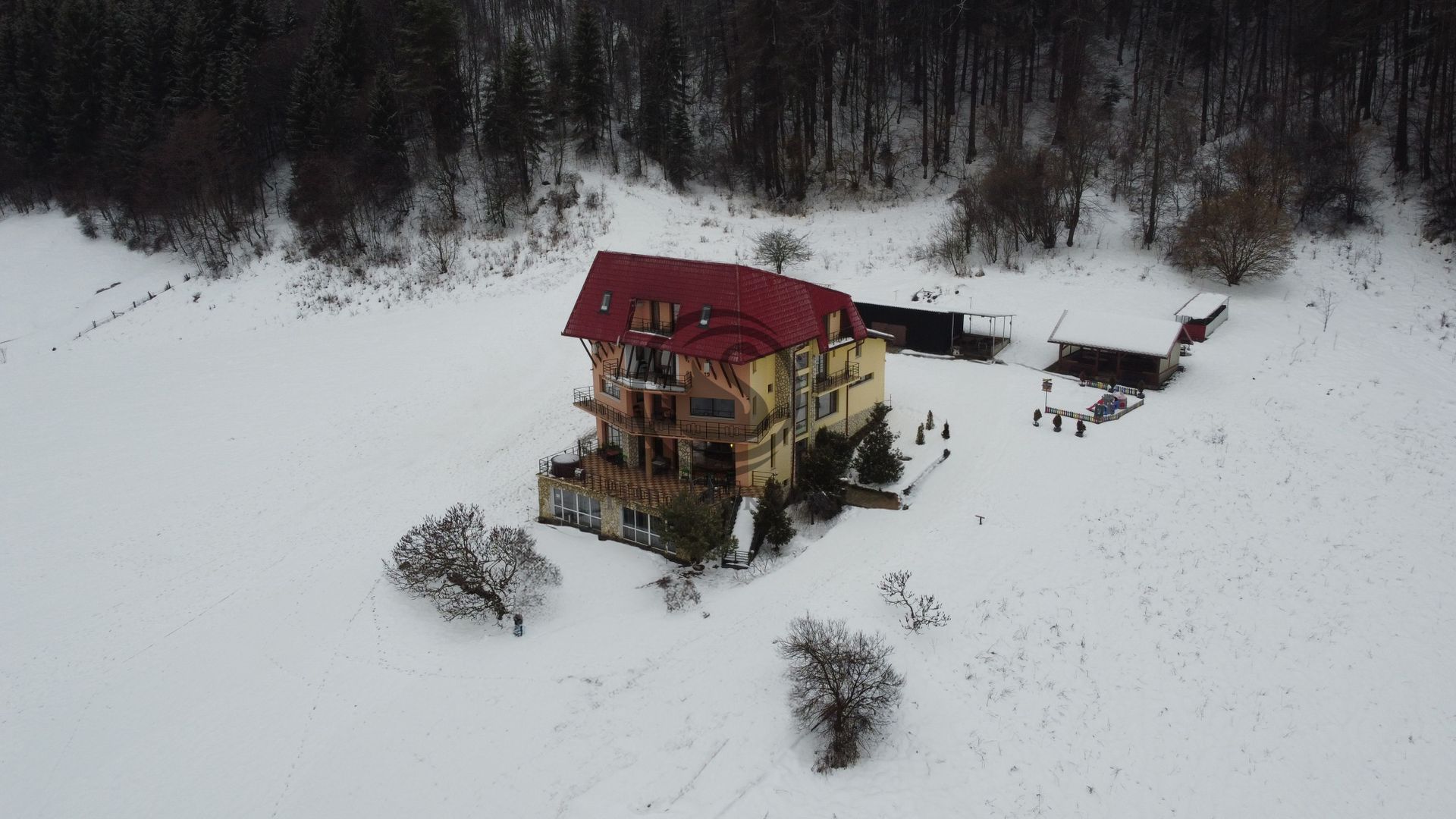 Pensiune la cheie de vanzare | 10 camere | Sacele, Brasov |Comision 0% - Poză 2
