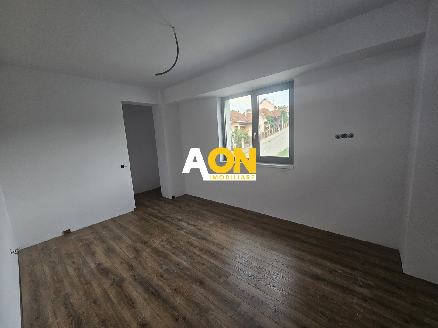 Apartament 3 camere, etaj 1, predare la cheie - Poză 5