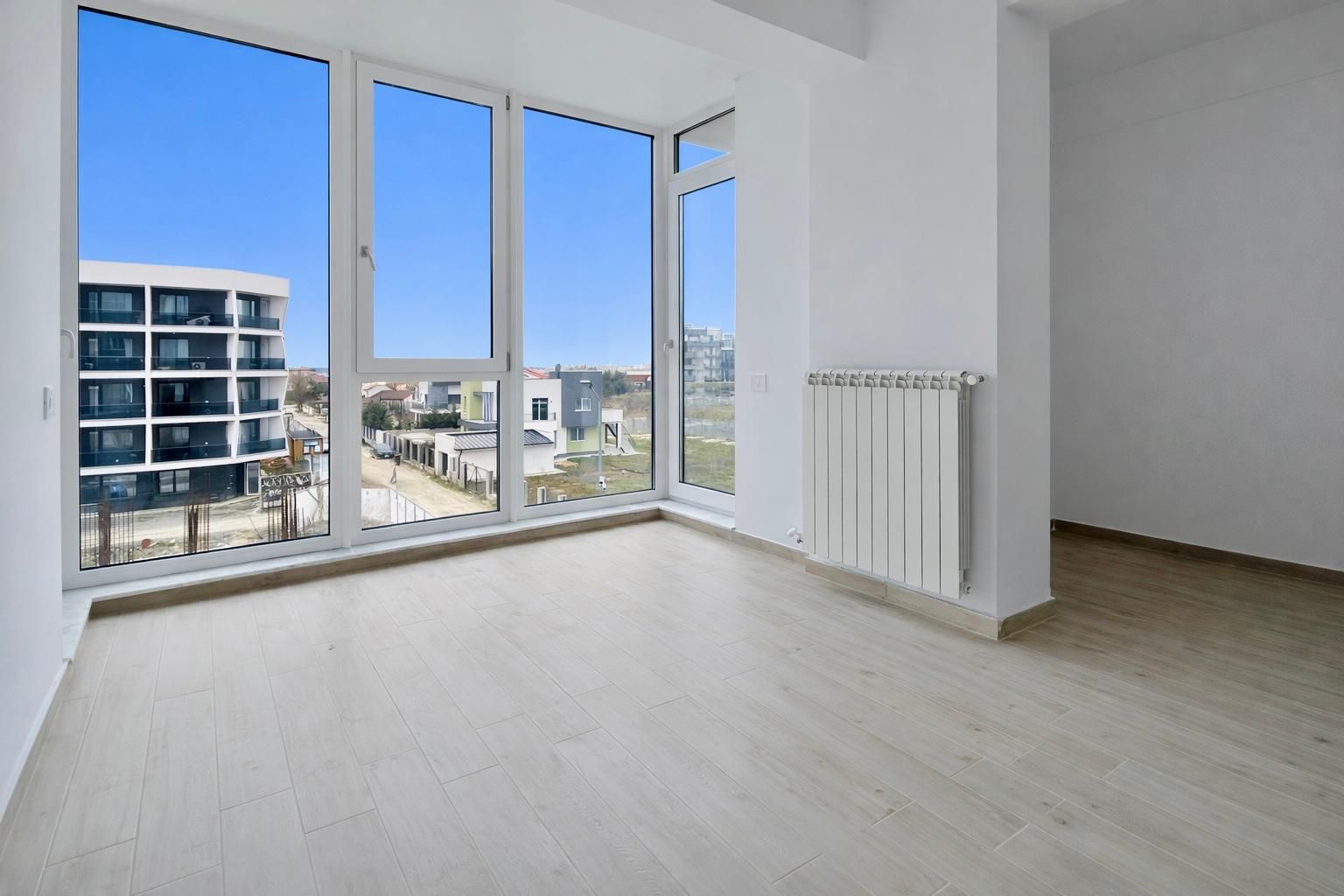 Apartament cu 3 camere la lacul Siutghiol Mamaia Sat - Poză 1