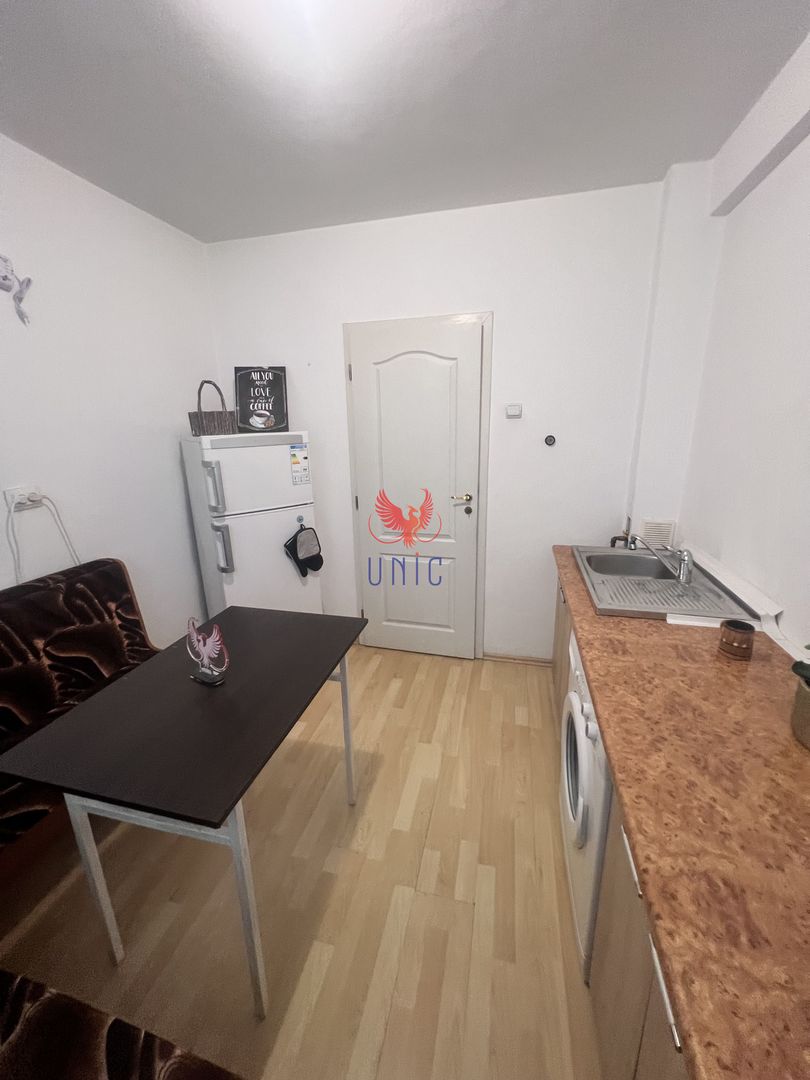 Decomandat, stradal, Calea Bucuresti etaj 1 - Poză 80