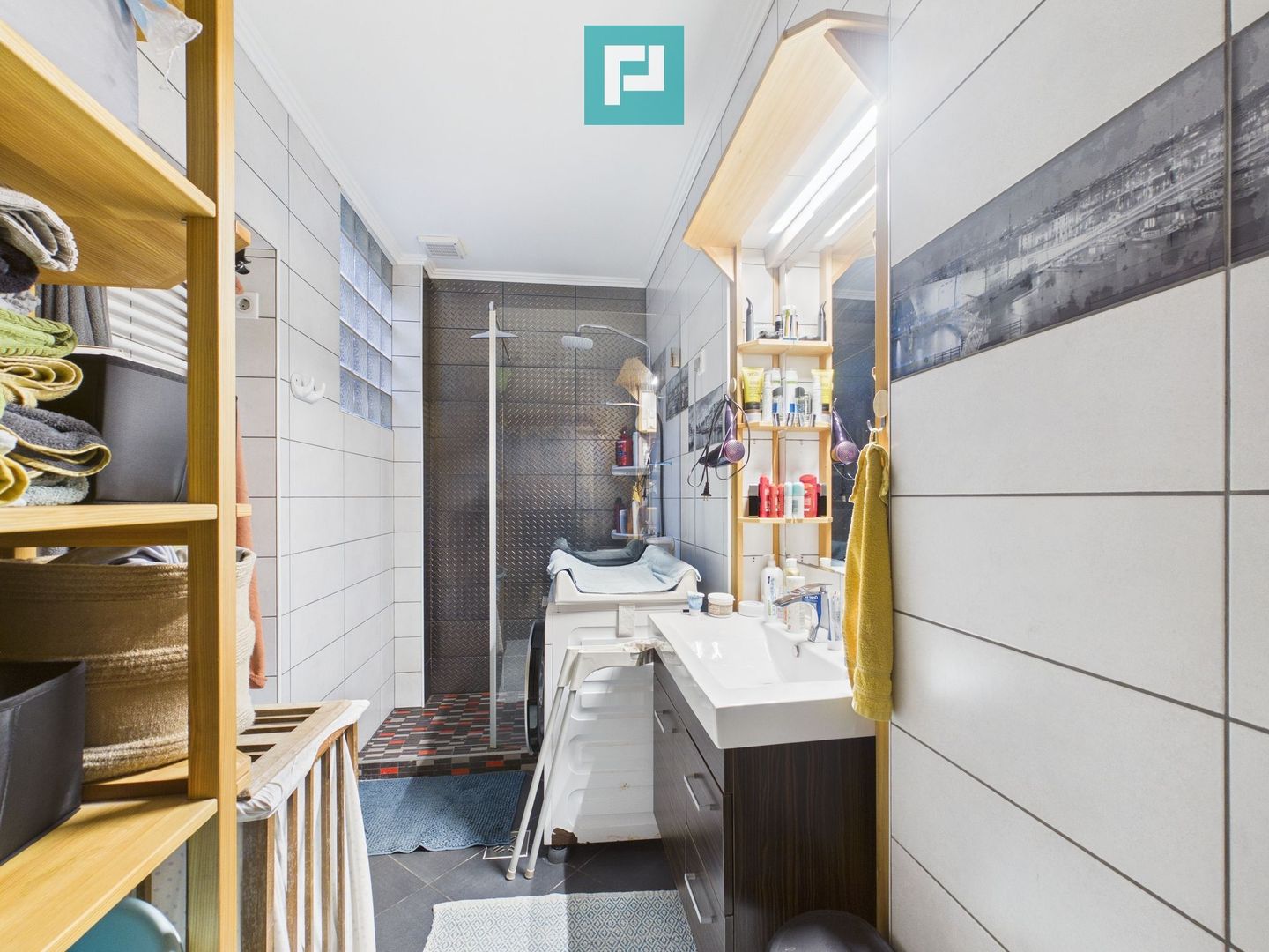 Apartament ultracentral cu 2 camere în Mako - Poză 9