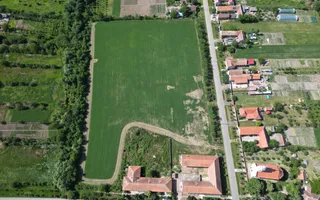 Casa cu istorie in Petrovaselo - Poză 18