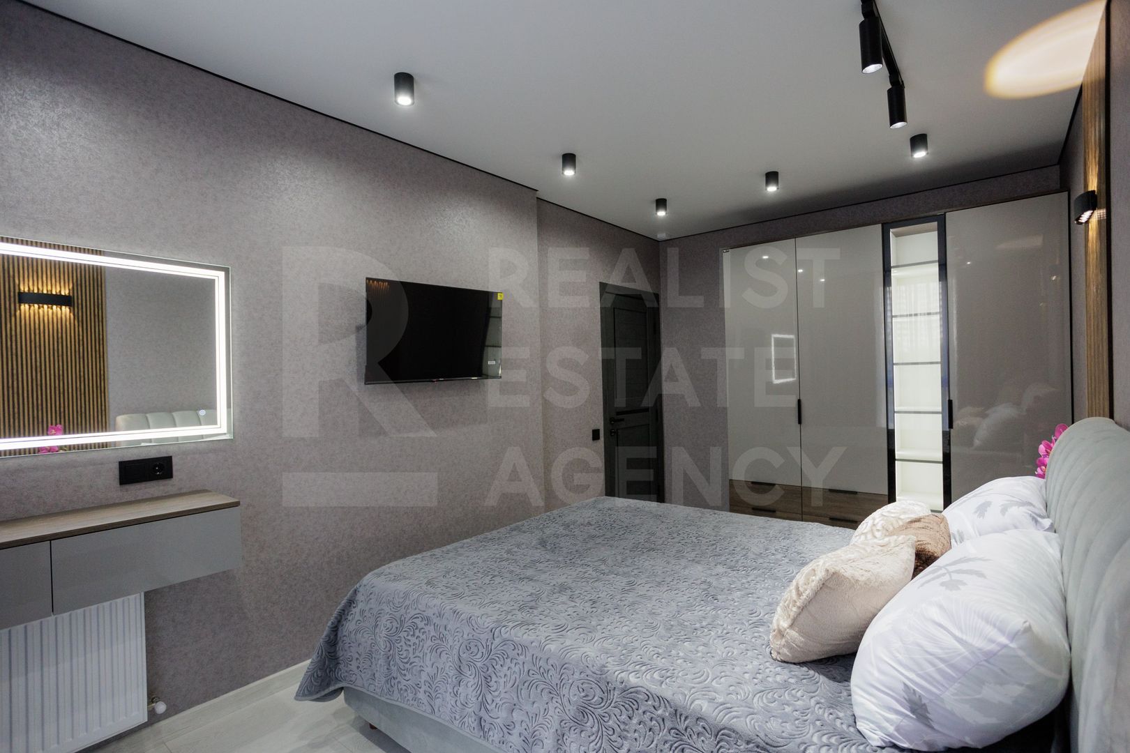 Chirie, apartament, 2 camere, bd. Renașterii Naționale, Râșcani - Poză 3