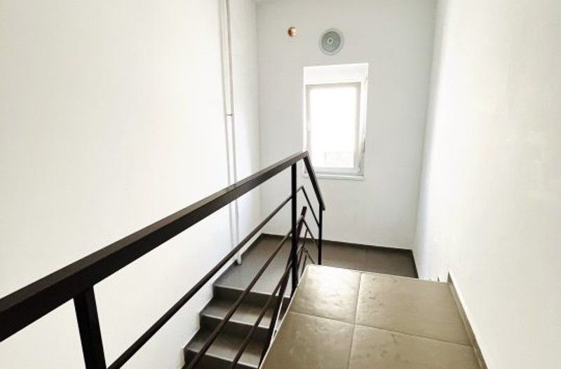 Apartament cu 3 camere, et 1, loc de parcare și spațiu de agrement, zona Lipovei - Poză 16