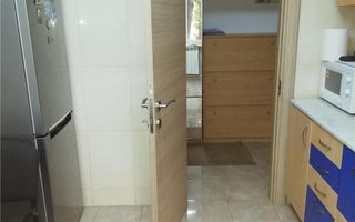 Vânzare apartament semidecomandat 4 camere cu centrală Bd. Obregia - Poză 5