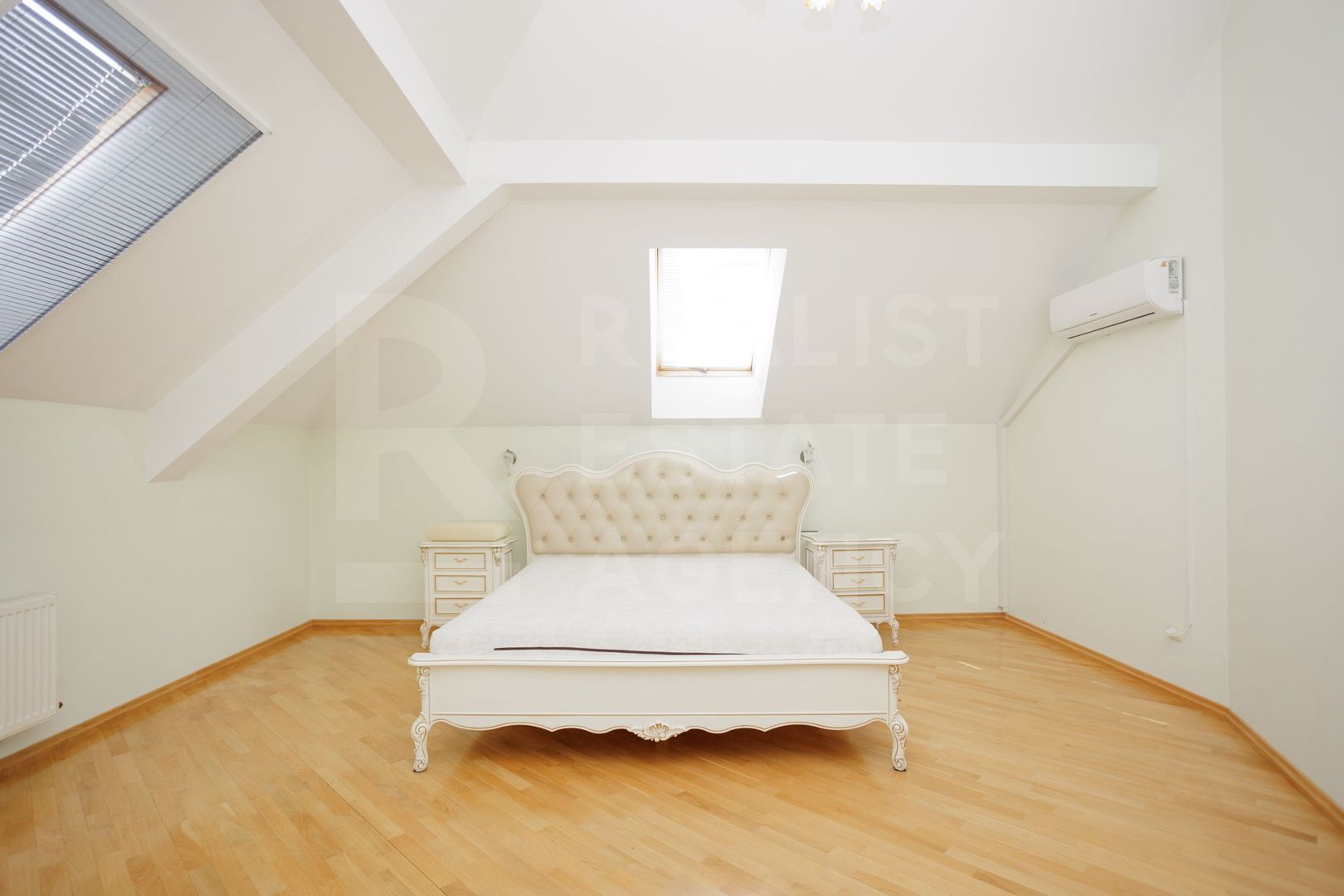 Chirie, casă, 6 camere, Strada Trifan Baltă, Centru - Poză 21