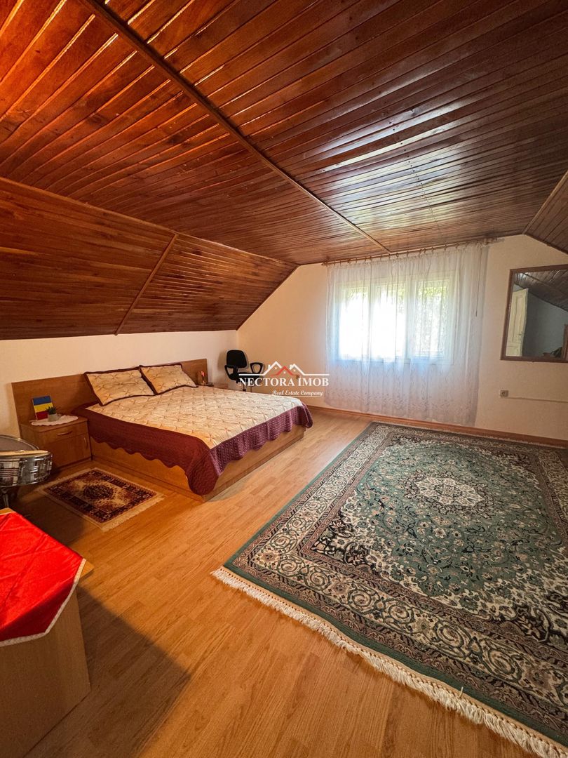 NECTORA IMOB-Casa cu etaj, mobilata, utilata, Episcopia, cu livada - Poză 12