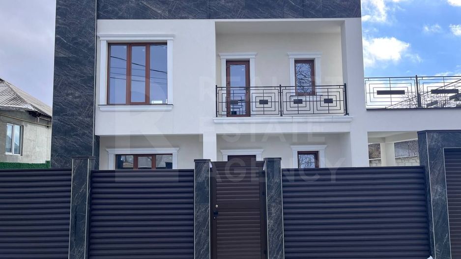 Vânzare, Hi-Tech, 2 nivele, 4 camere, strada Andrei Kolosov ,Cricova - Poză 3