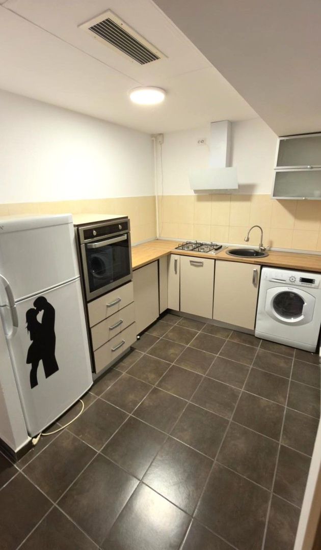 Vânzare Apartament 2 Camere Decomandat Rin Grand Hotel - Poză 5