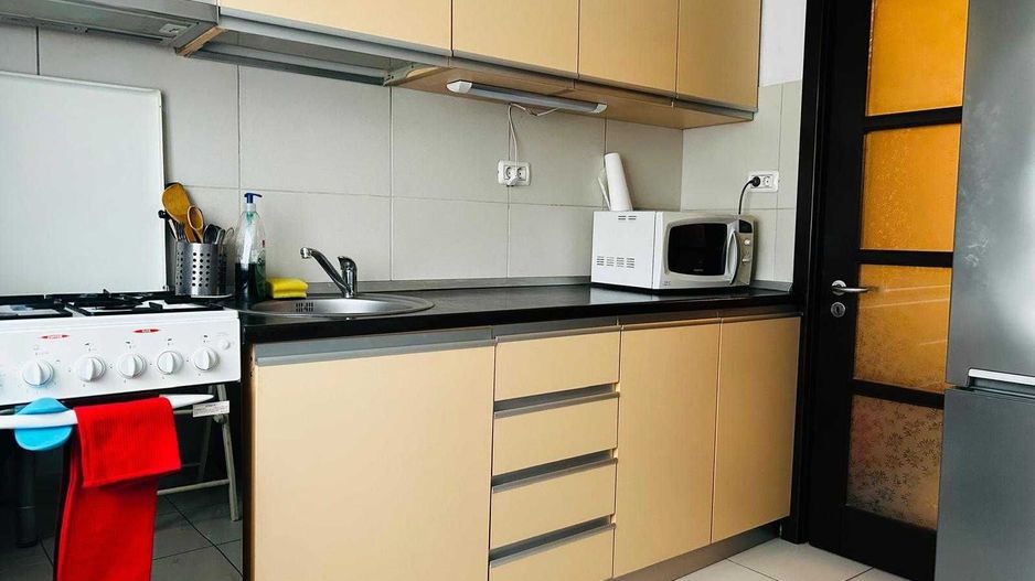 Apartament 3 camere Titan, parcare inclusă, etaj 4, complet mobilat - Poză 5