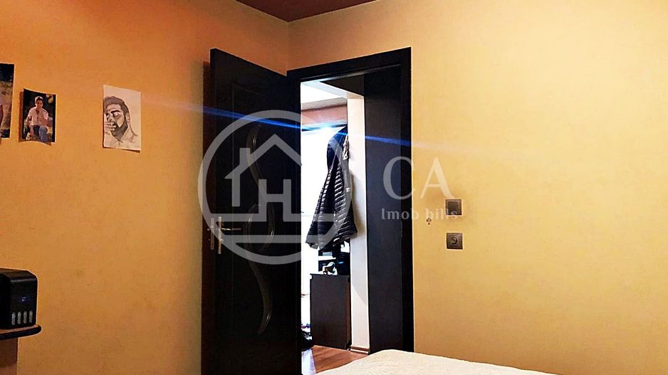 Apartament cu 4 camere de vanzare in Rogerius, Oradea - Poză 14