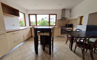 Super oferta!!!Vila spațioasă în Ghiroda! - Poză 2