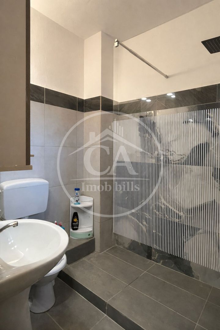 Apartament cu 3 camere de vânzare în Sânmartin, Bihor - Poză 4