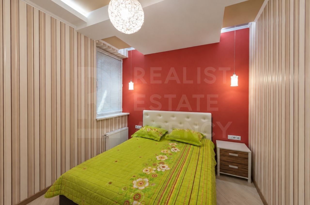Chirie, apartament, 4 camere, Centru - Poză 2