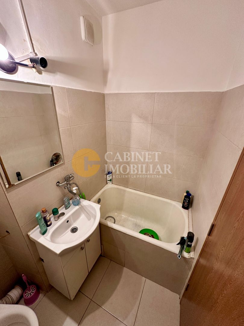 Apartament cu 2 Camere -  Etaj 1 - Zona Alexandru cel Bun - Poză 8