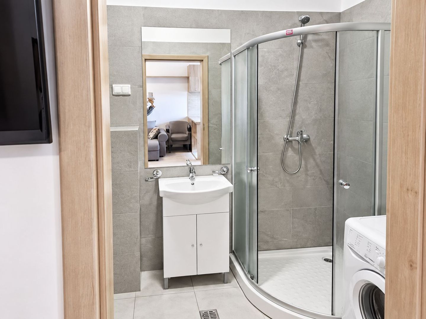 Apartament 2 camere SD 40 mp Central Lazar Residence 129000 euro - Poză 6