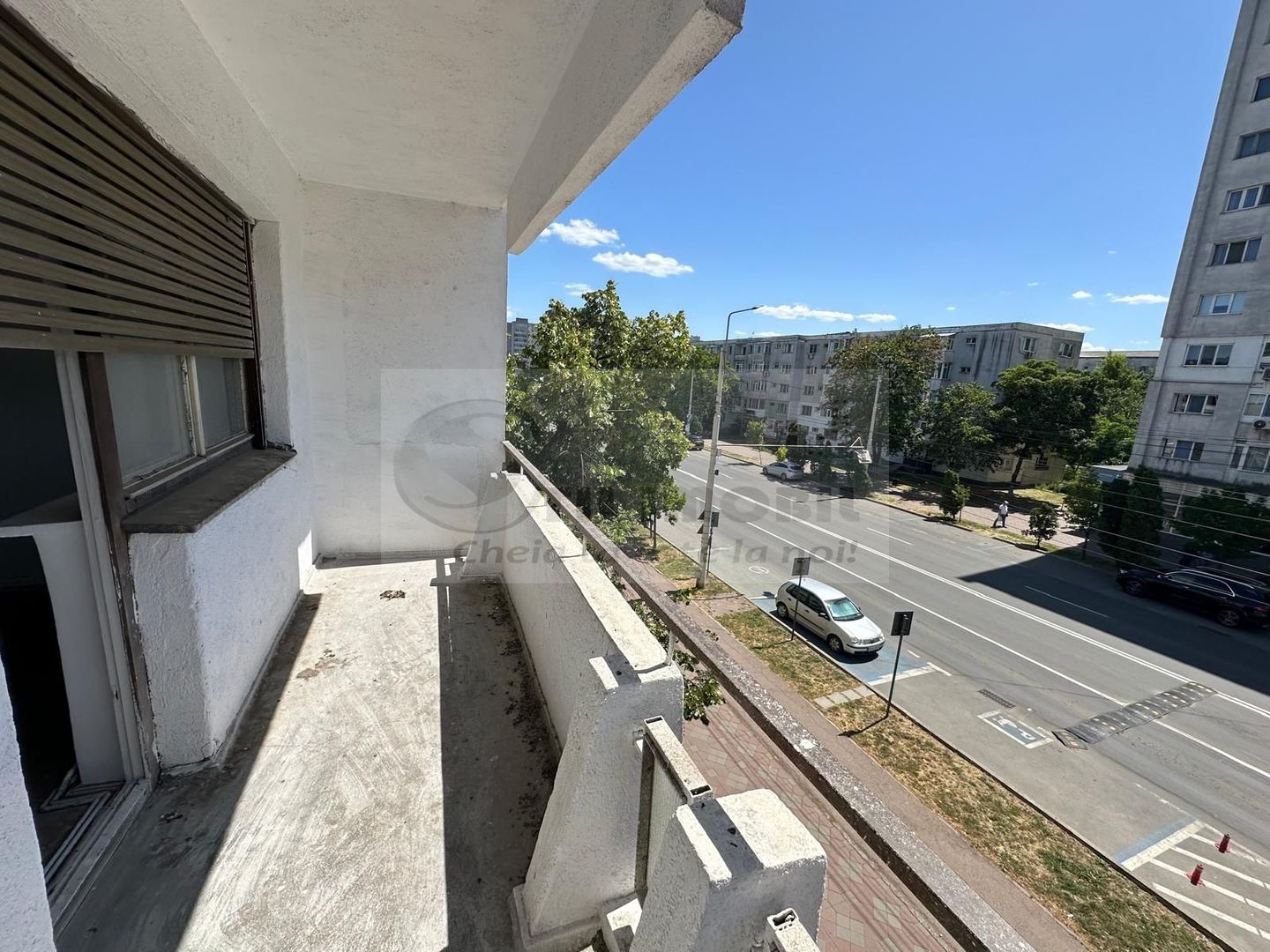 Apartament 3 camere, 70mp, 2 balcoane – Podu Roș  125000 euro - Poză 1