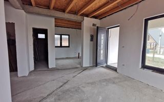 De vânzare casă cu 4 camere, la nivel semifinisat, Cihei - Poză 2