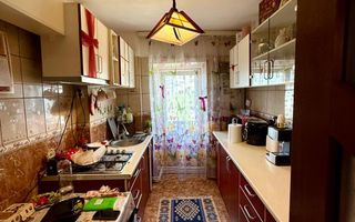 3 CAMERE DECOMANDAT--2 BAI--ETAJ INTERMEDIAR--RENOVAT--MOBILAT+UTILAT - Poză 6