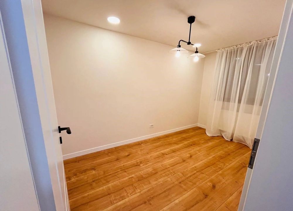 Apartament 3 camere renovat complet, mobilat, Tiglina 1, etaj 2 - Poză 4