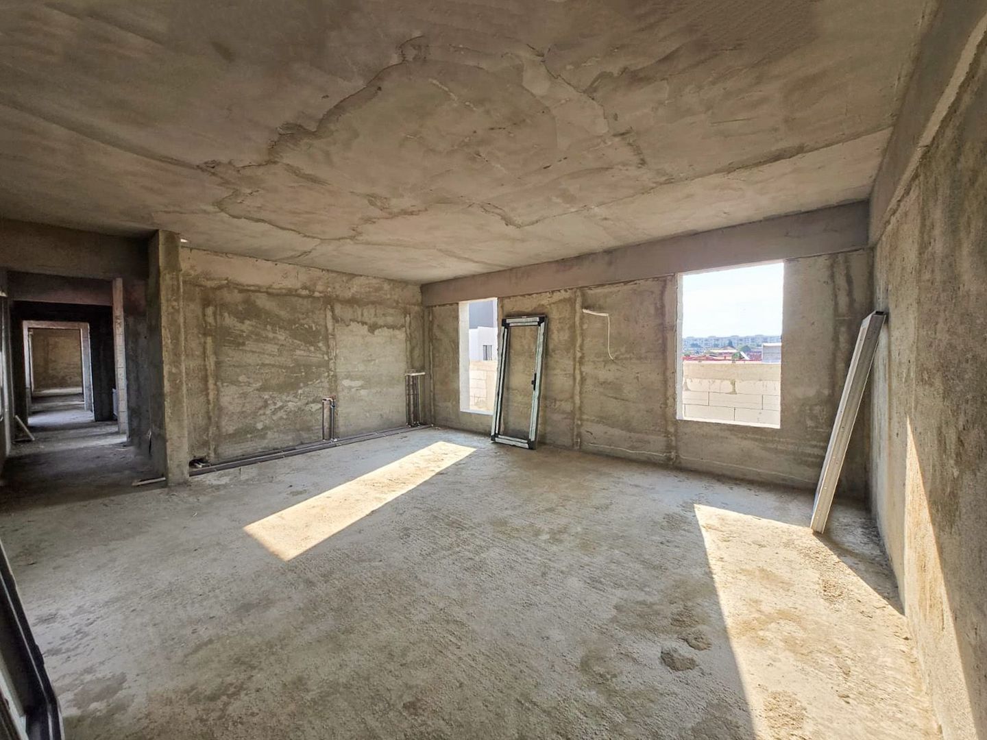 FINISAT MODERN, 4 camere cu terasa, 3 bai, incalzire in pardoseala - COMISION 0% - Poză 11
