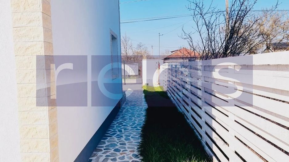 VILA DE VANZARE | 5 CAMERE | BURIAS - Poză 4