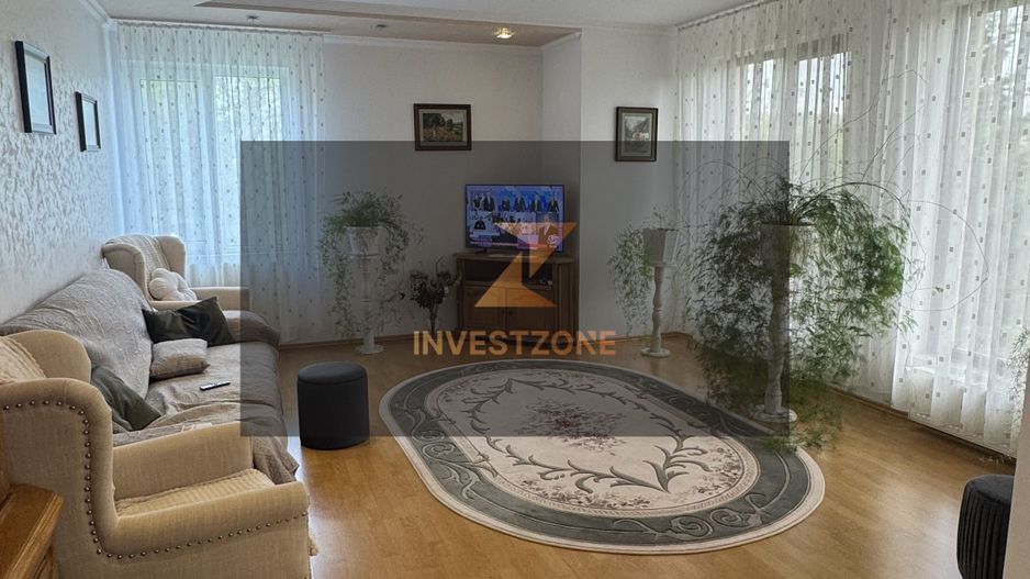 Casa spațioasă în Oradea str Izvorului - Poză 3