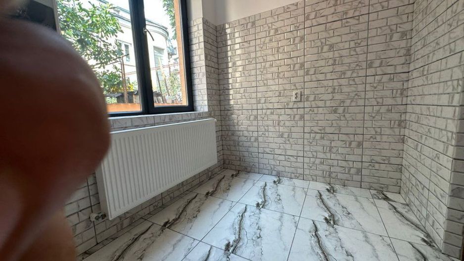 Casa / Blv Decebal Piata Alba Iulia Mall Vitan / an2023 - Poză 18