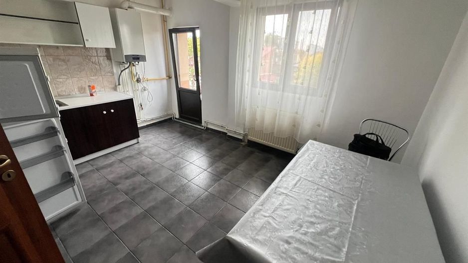 Apartament la vila2 camere decomandat balcoaneCT - Poză 12