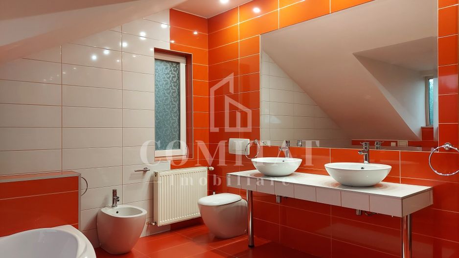 Vilă în Făget | Sediu companie | 2.412 mp teren 8 parcări - Poză 40