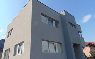 Tunari! Vila de inchiriat, pretabila pentru 15 - 20 muncitori - Poză 1