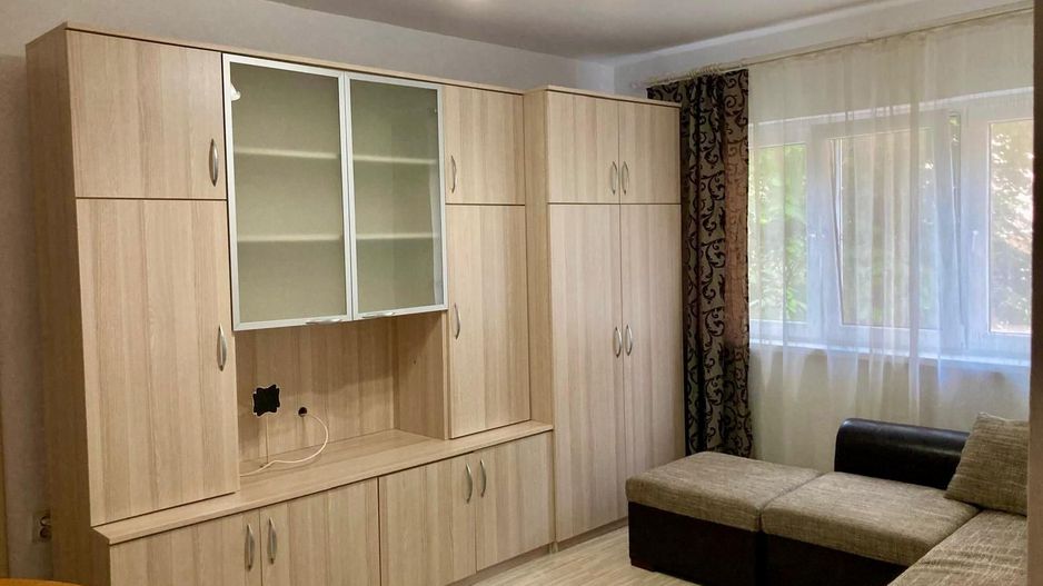 Apartament 2 camere, tip X mare, et 2, Rogerius. 75 900 E. Comision 0. - Poză 1