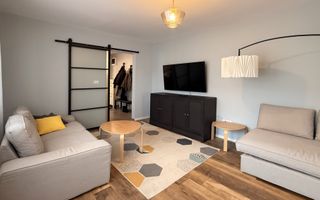 Apartament cu 3 camere / zona Gheorghe Lazar - Poză 6