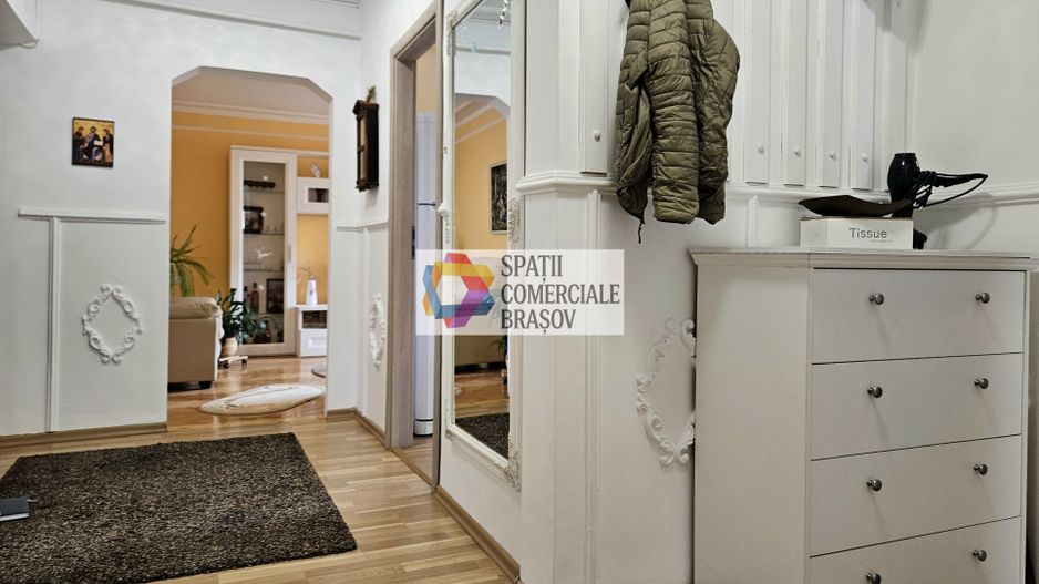 Apartament 4 camere de vânzare Brasov, zona Calea Bucuresti - Judetean, 100 mp - Poză 8