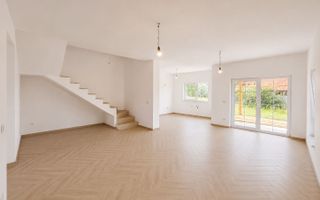 COMISION 0! Duplex cu 5 camere. Garaj. Toate utilitatile. - Poză 3
