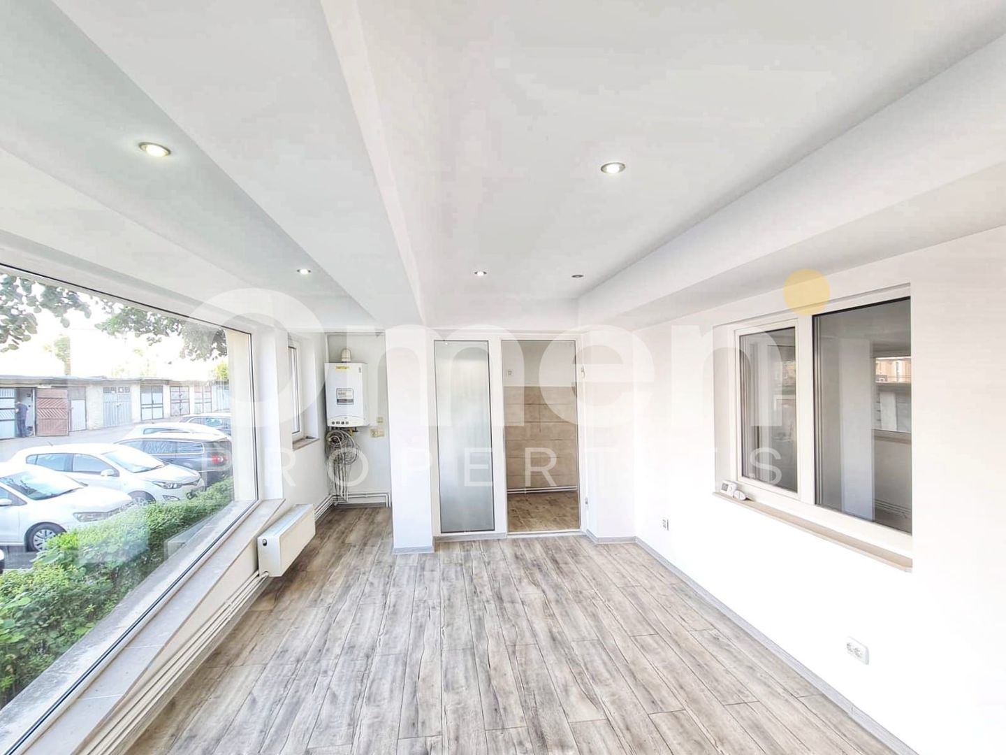 Apartament 3 camere + extindere de vânzare, 98 mp utili,Parter, Str Petru Rares - Poză 2