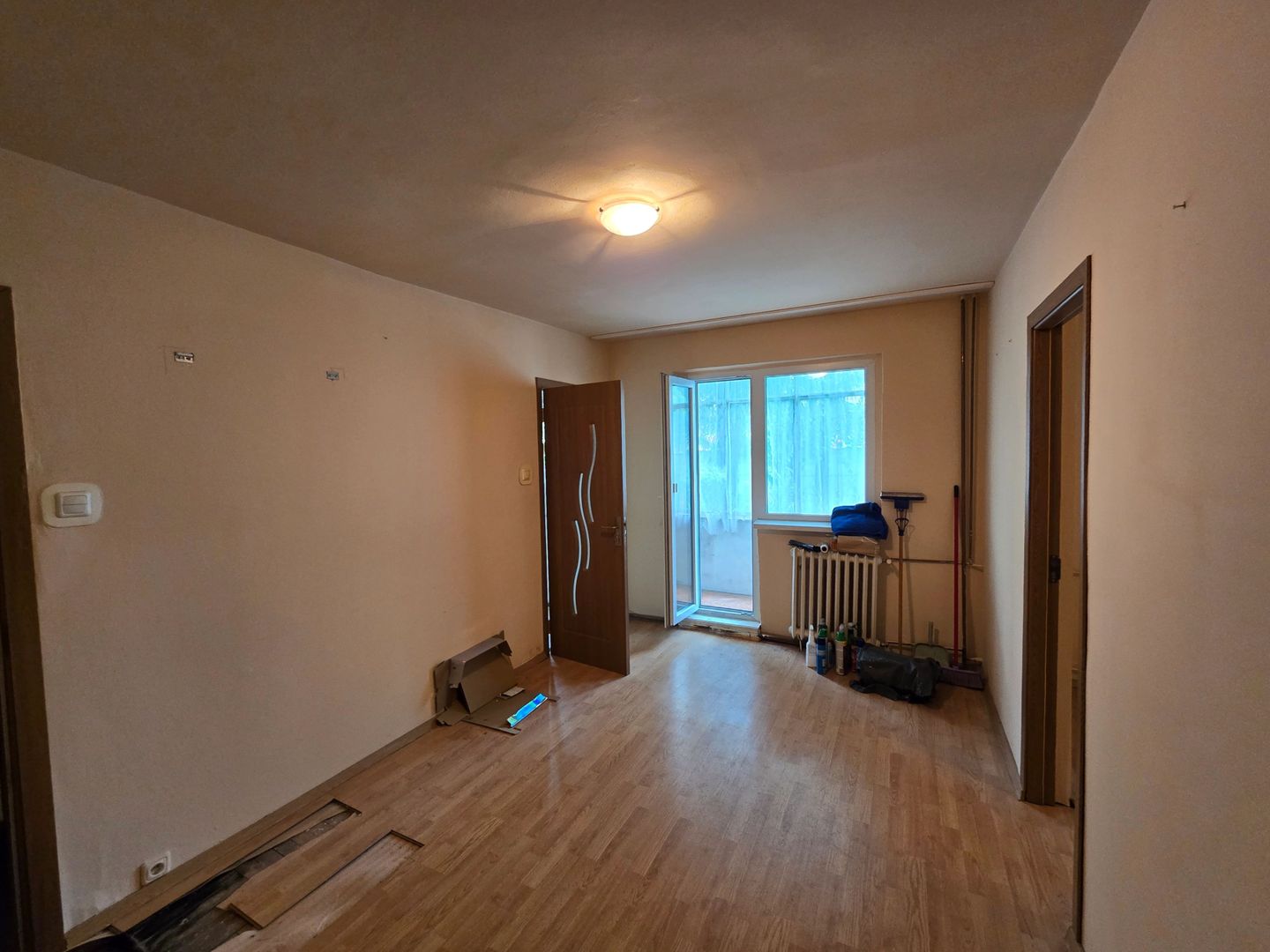 Apartament 2 camere, Zona Piata Dacia, Parter, Necesita renovare - Poză 4