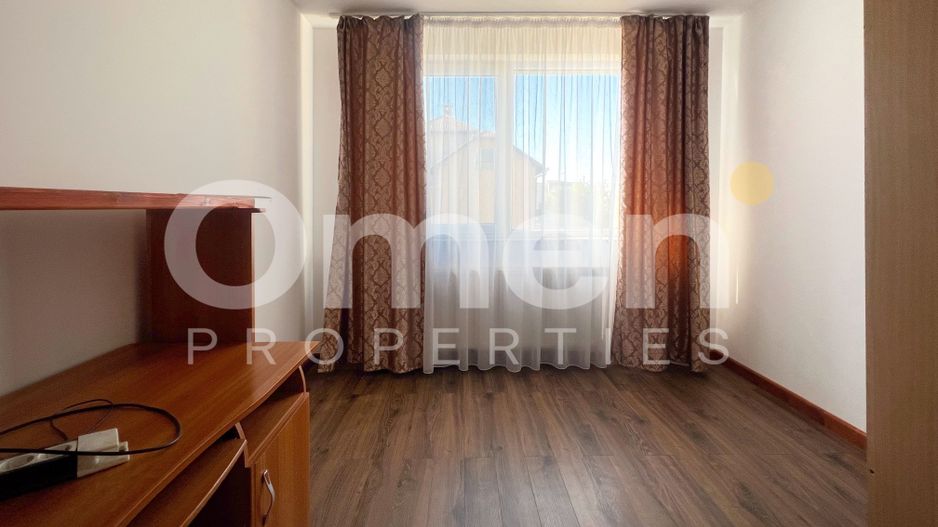Apartament de închiriat 3 camere ,  pe Republicii, Baia Mare - Poză 3