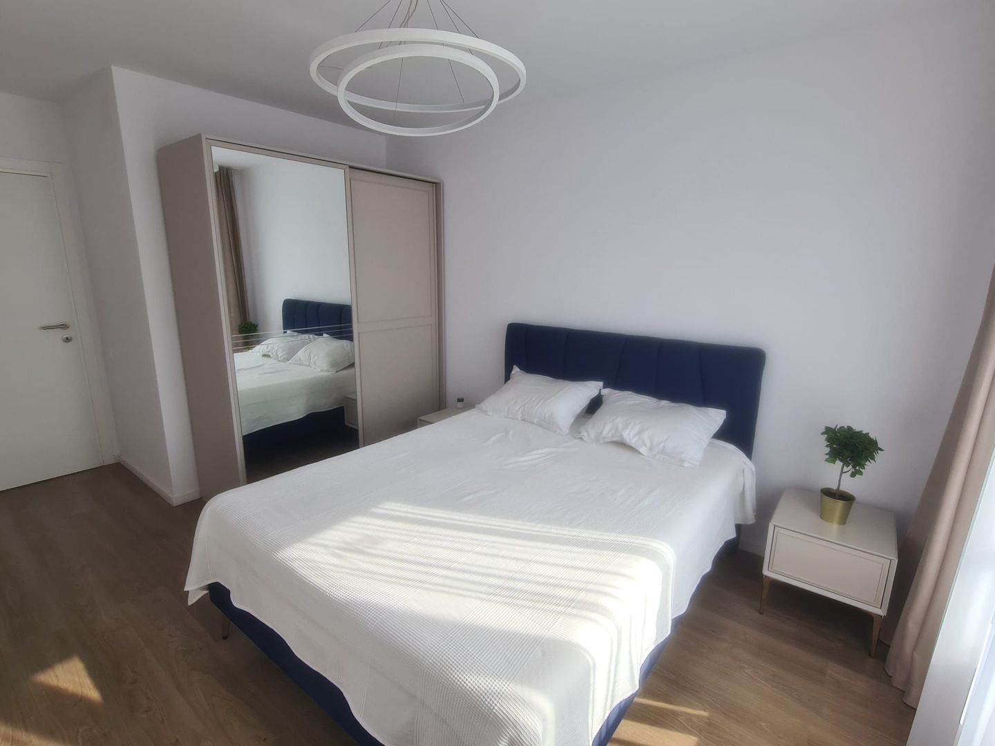 Apartament cu 2 camere si loc parcare inclus | H Pipera Lake - Poză 1