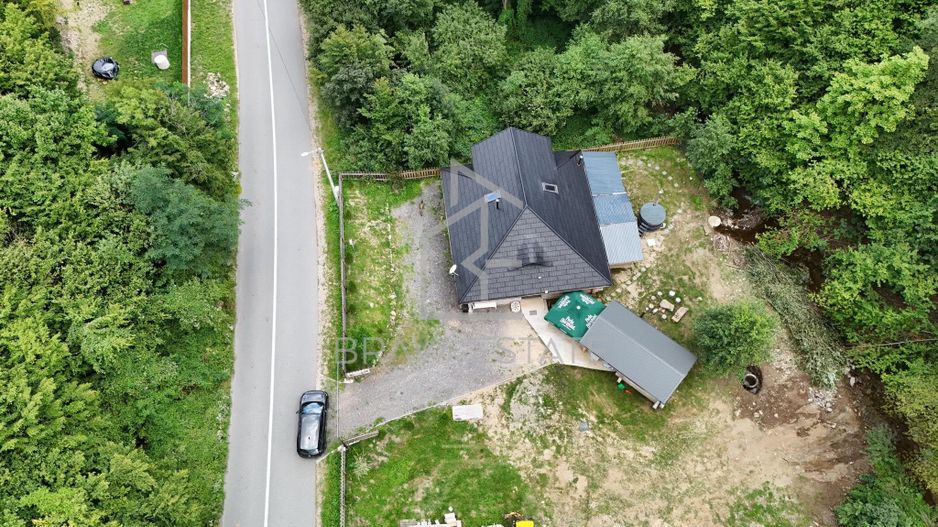 Cabană din lemn rotund, 210mp, ciubăr, jacuzzi, foișor, localitatea Băișoara - Poză 2